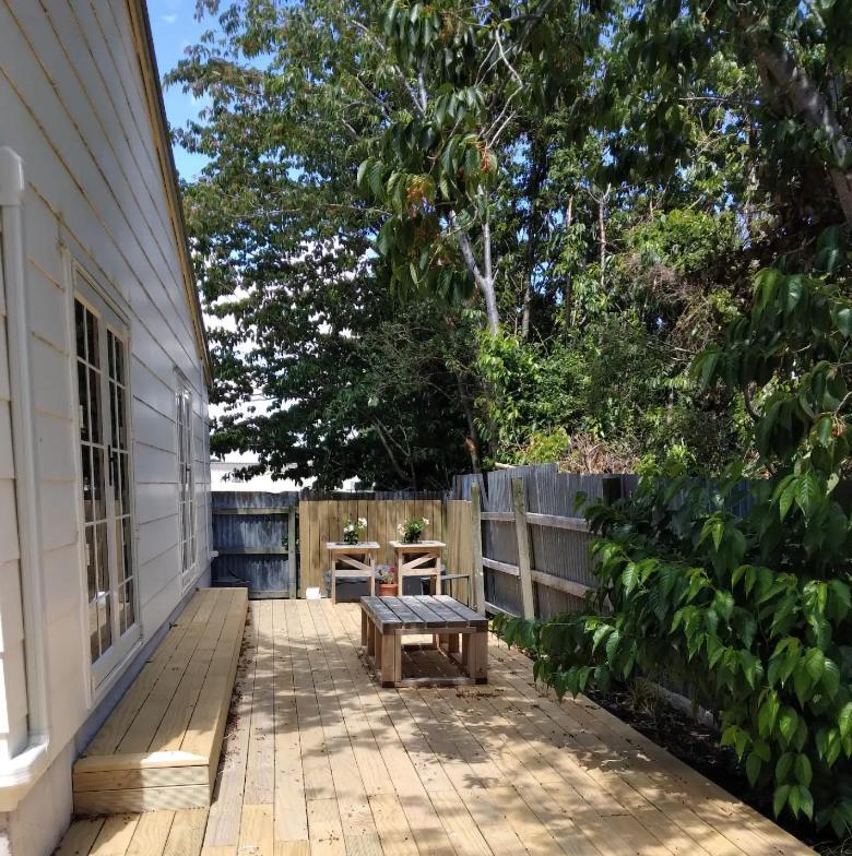 Magnolia House Daire Featherston Dış mekan fotoğraf