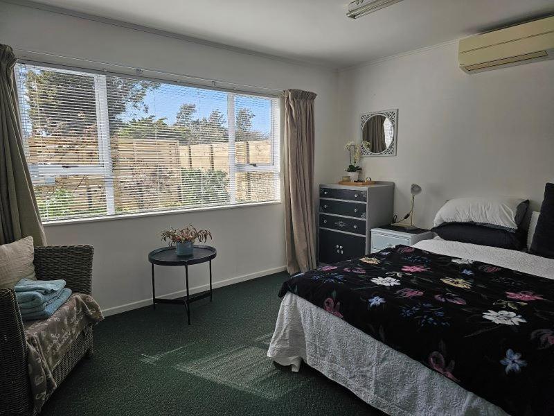Magnolia House Daire Featherston Dış mekan fotoğraf